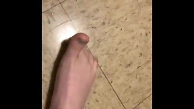 Sexy wet feet